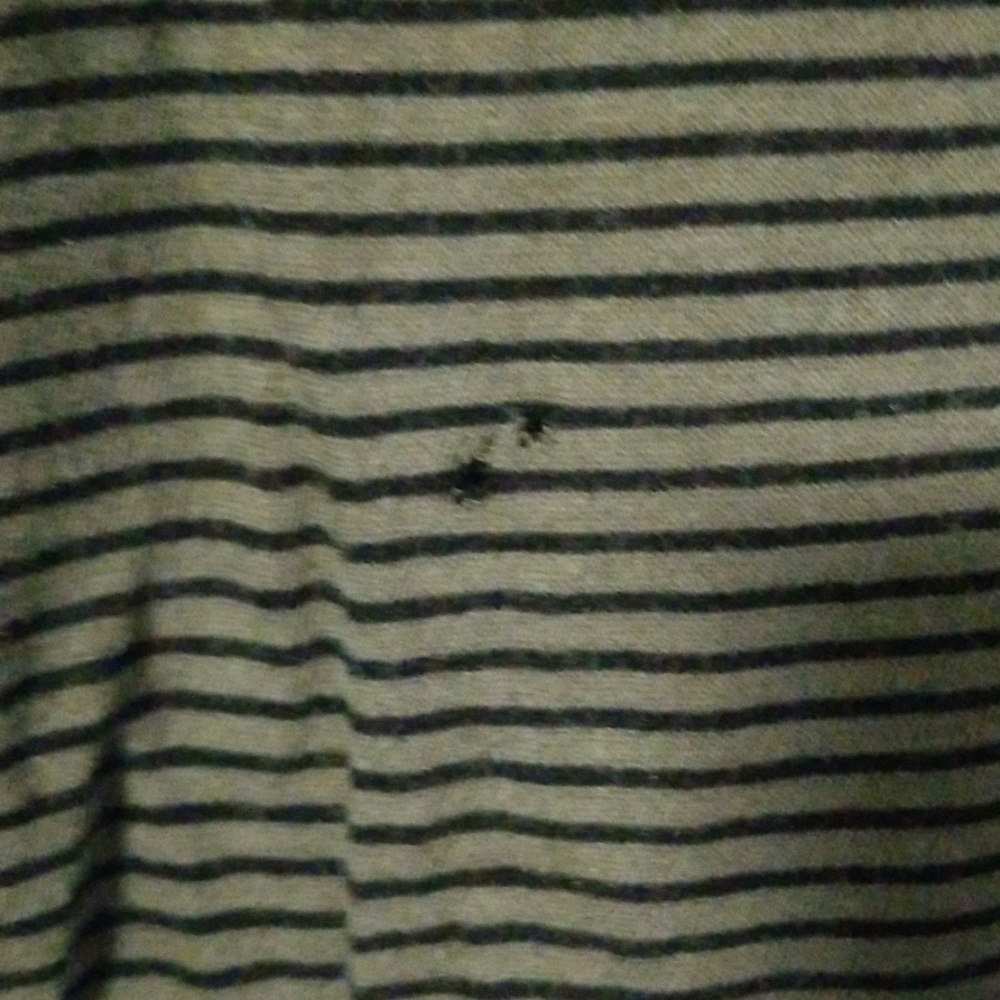Shirt - Picture 4 of 4